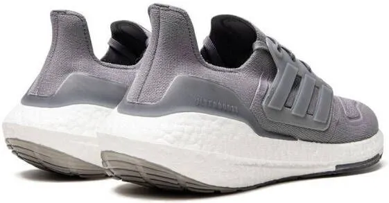 Adidas Ultraboost 22 sneakers Grey