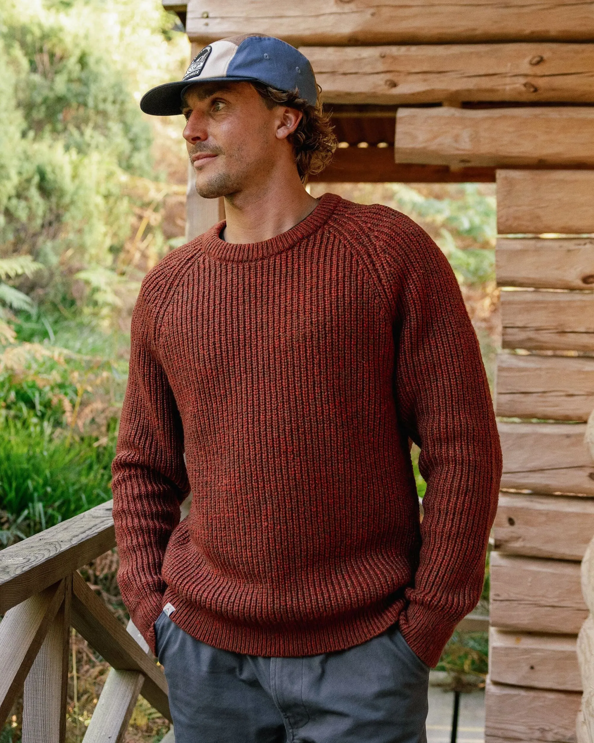 Fog Recycelter Gestrickter Pullover - Roter Ocker