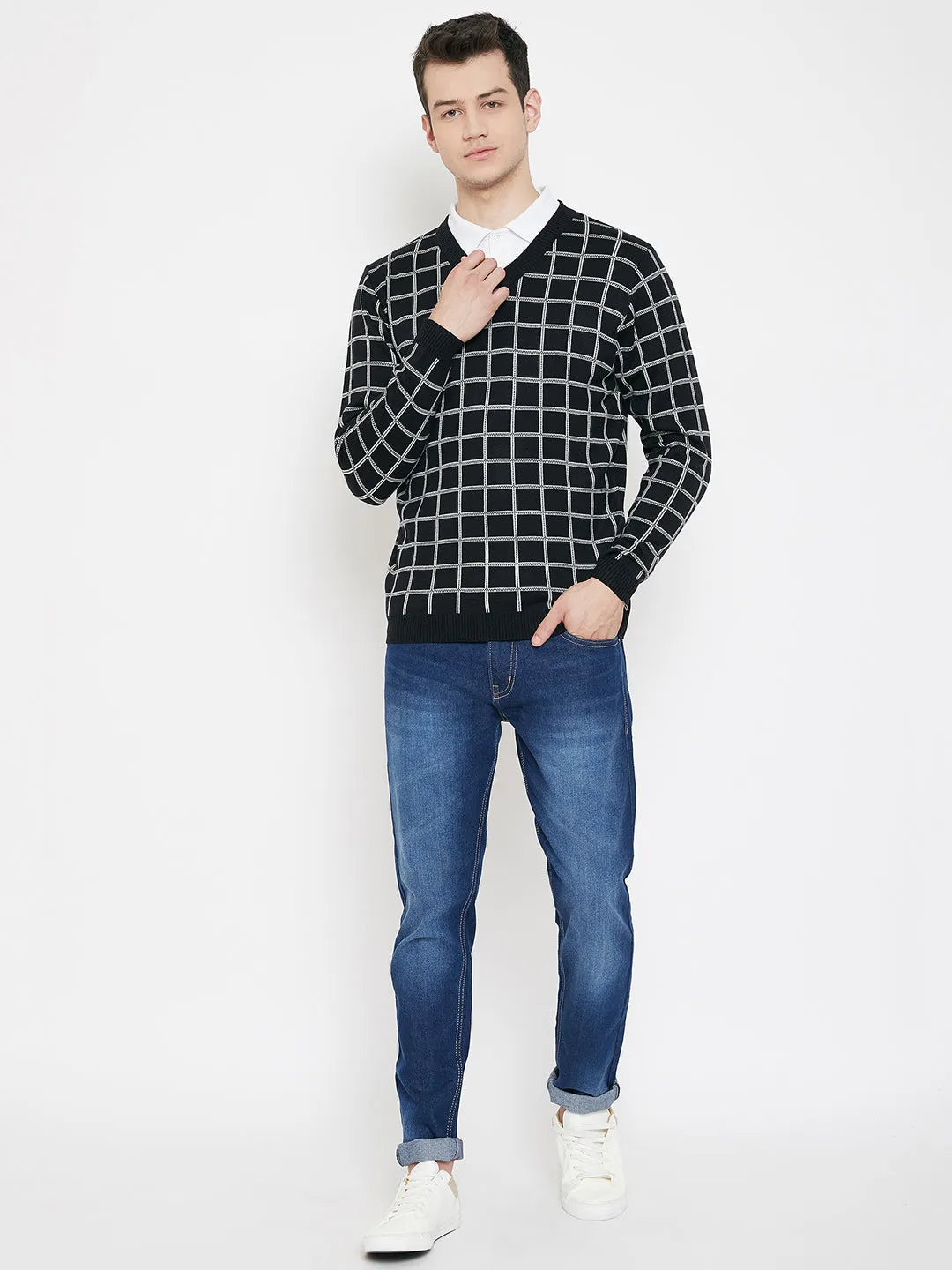 JUMP USA Men Black Checked V-Neck Casual Pullover