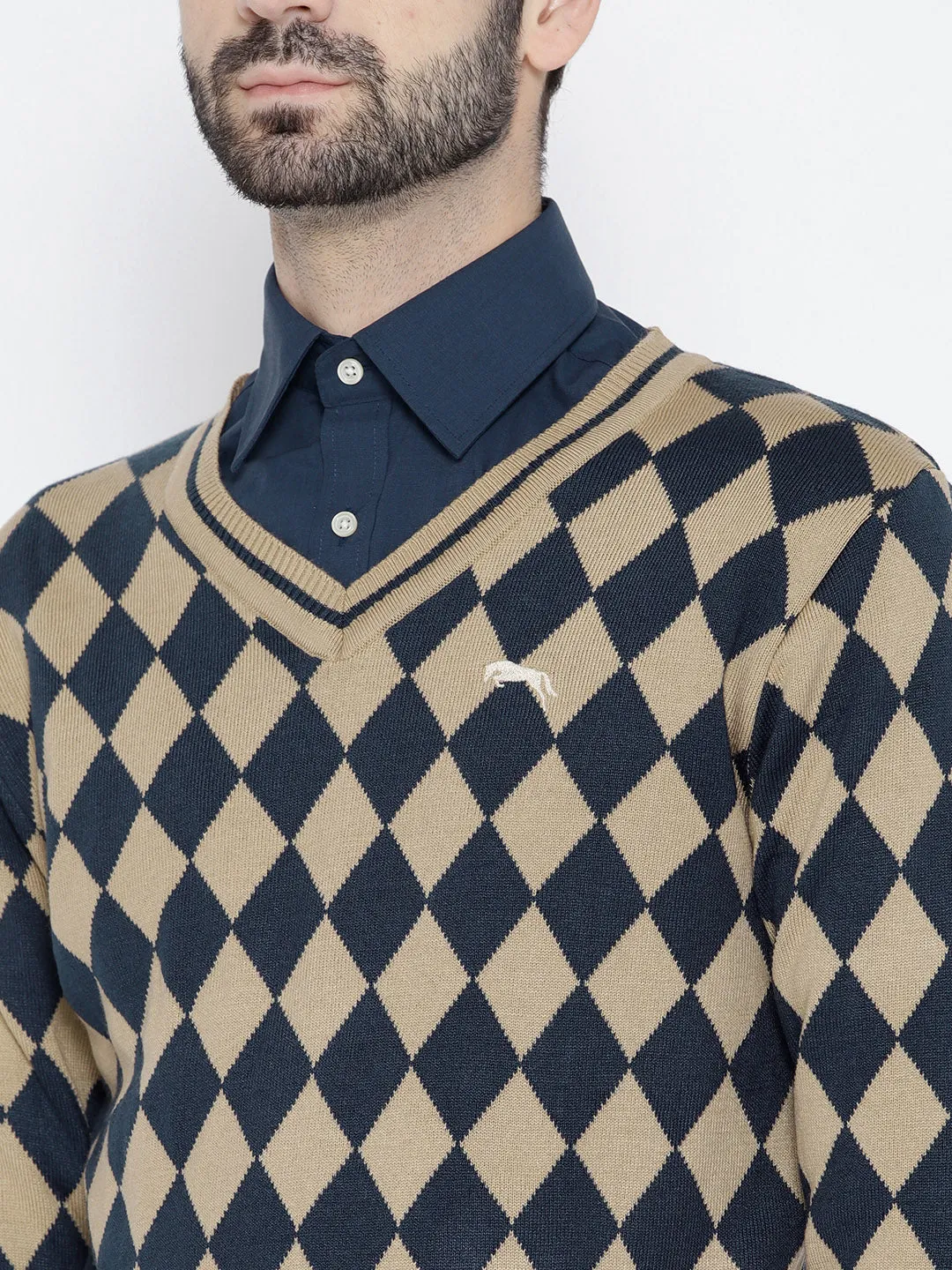 Men Beige and Navy Blue Colourblocked Pullover