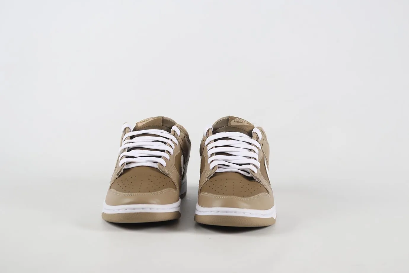 NIKE DUNK LOW JUDGE GREY LEATHER SNEAKERS EU 38.5 UK 5.5 US 6