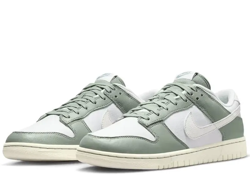 Nike Dunk Low Mica Green