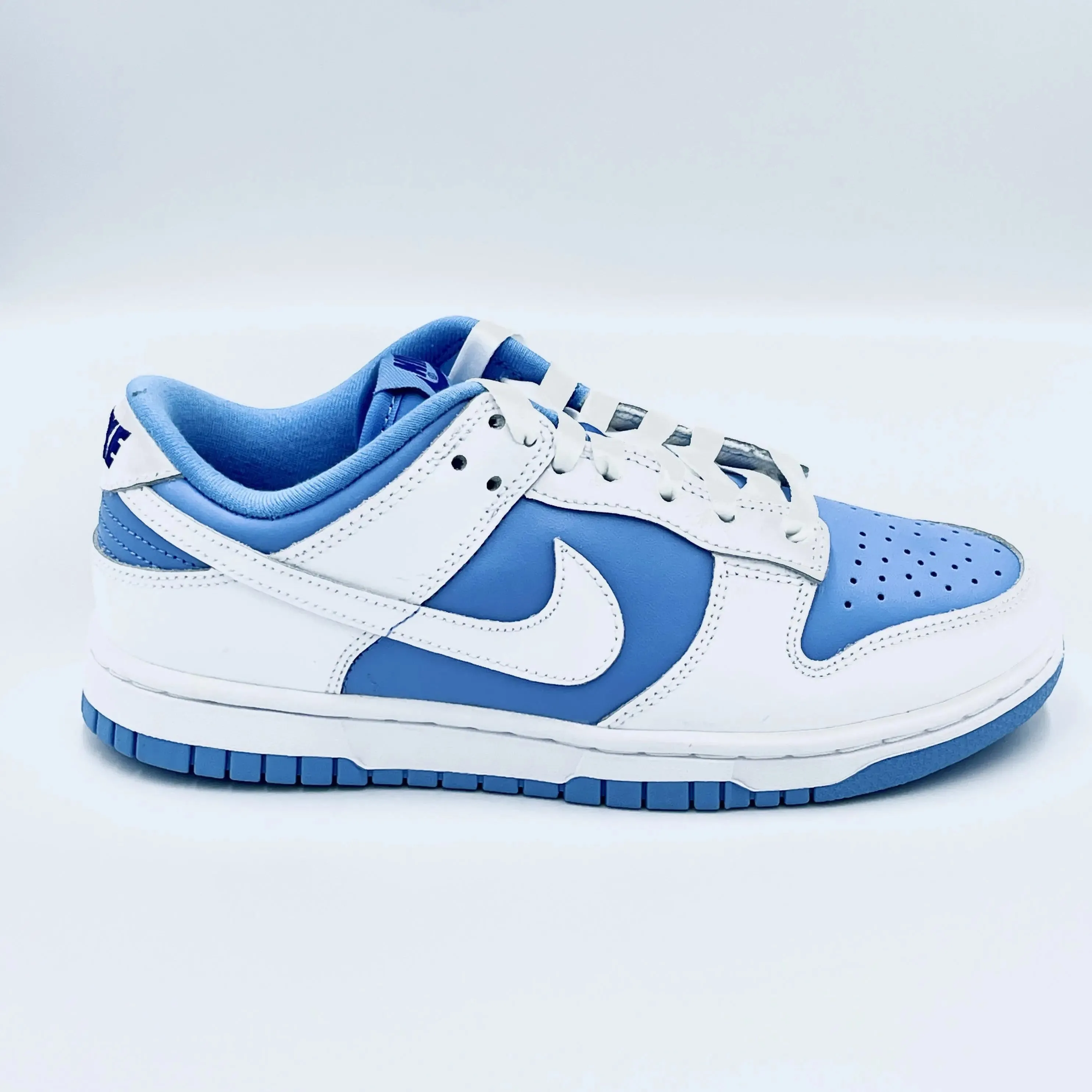 Nike Dunk Low Reverse UNC