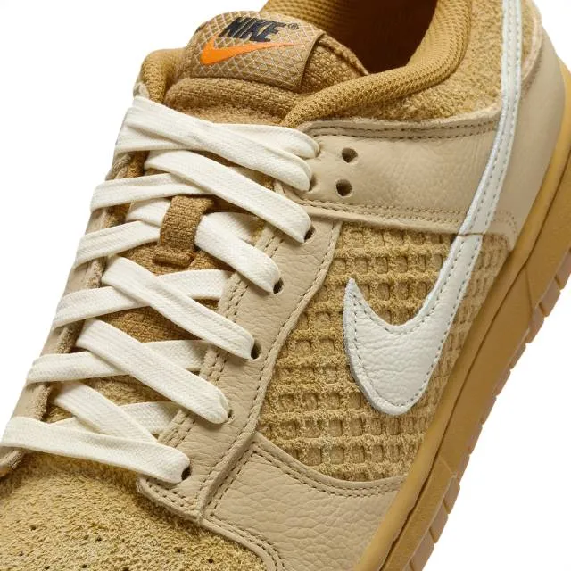 Nike dunk low waffle