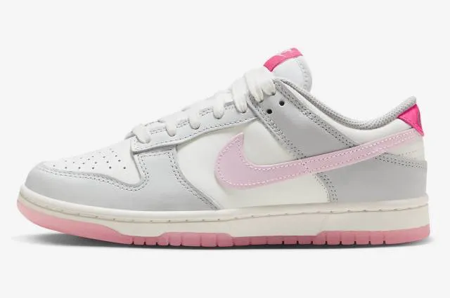 Nike dunk low wmns 52 white pink