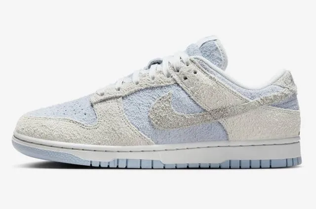 Nike dunk low wmns photon dust light armory blue