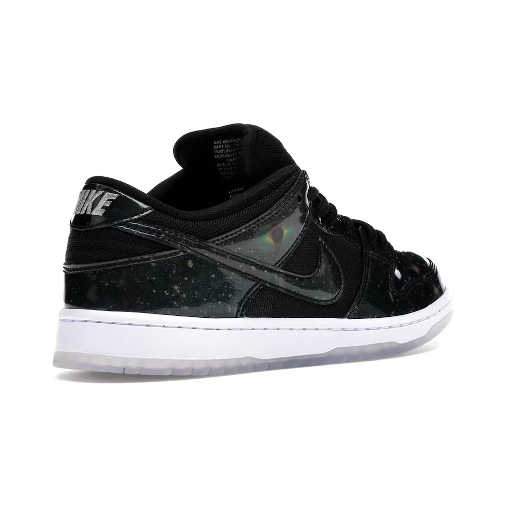 Nike SB Dunk Low 420 Intergalactic