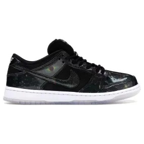 Nike SB Dunk Low 420 Intergalactic