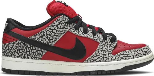 NIKE  SB DUNK LOW SUPREME RED CEMENT