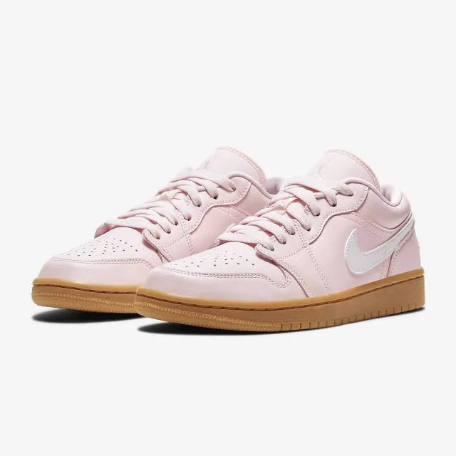 Nike Women's Air Jordan 1 Low (Arctic Pink Gum/ White/ G...