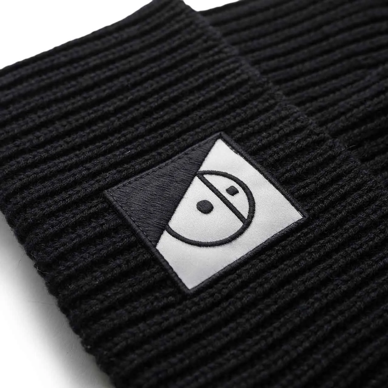 the north face black series steep tech mega beanie (black)